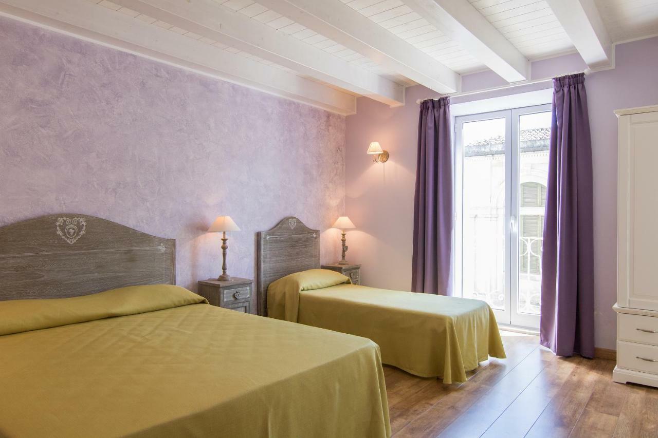 B&B Apollo Szirakúza Kültér fotó